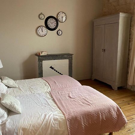 La Gare Bed & Breakfast Gondrin Bagian luar foto