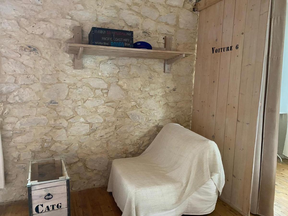 La Gare Bed & Breakfast Gondrin Bagian luar foto